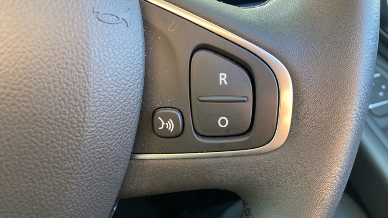 Renault Clio 0.9 TCE 90 Iconic 5dr Petrol Hatchback